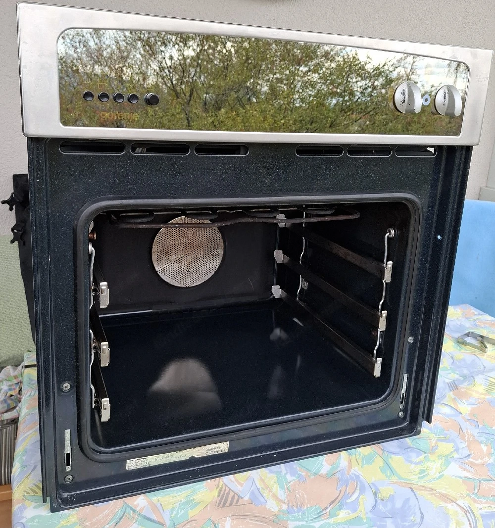 Backrohr Gorenje, teilw. defekt