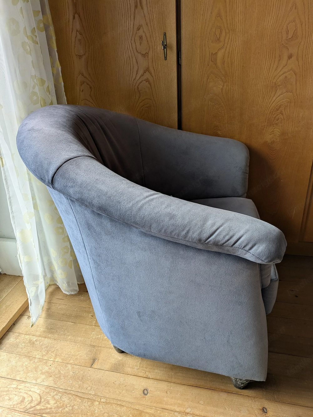 Bequemer Sessel zu verschenken