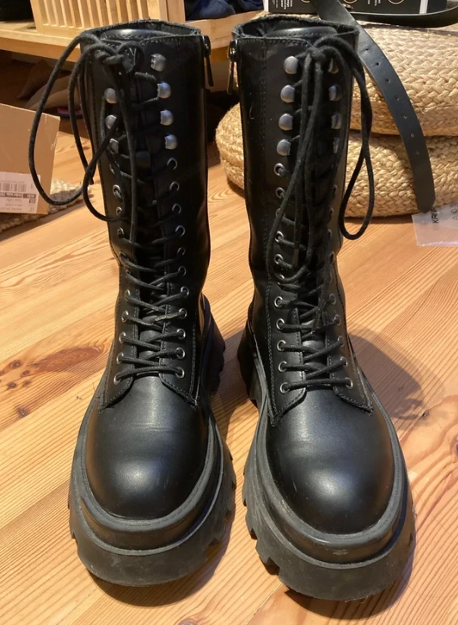 Herbst Platform Boots Pull & Bear