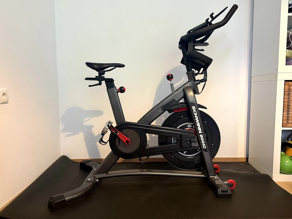 Schwinn Indoor-Bike 800IC, flüsterleise, Bluetooth, Zwift-ready