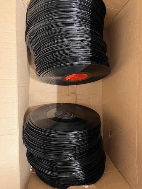 Schallplatten und Singles