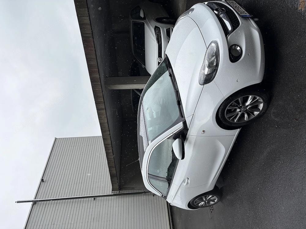 Opel Adam in sehr gepflegtem Zustand zu verkaufen