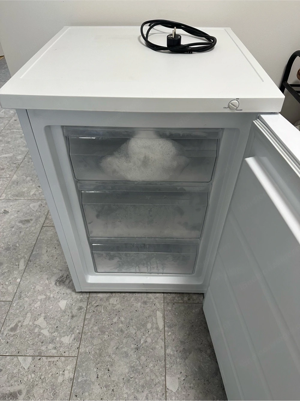tiefkühlschrank zu verkaufen