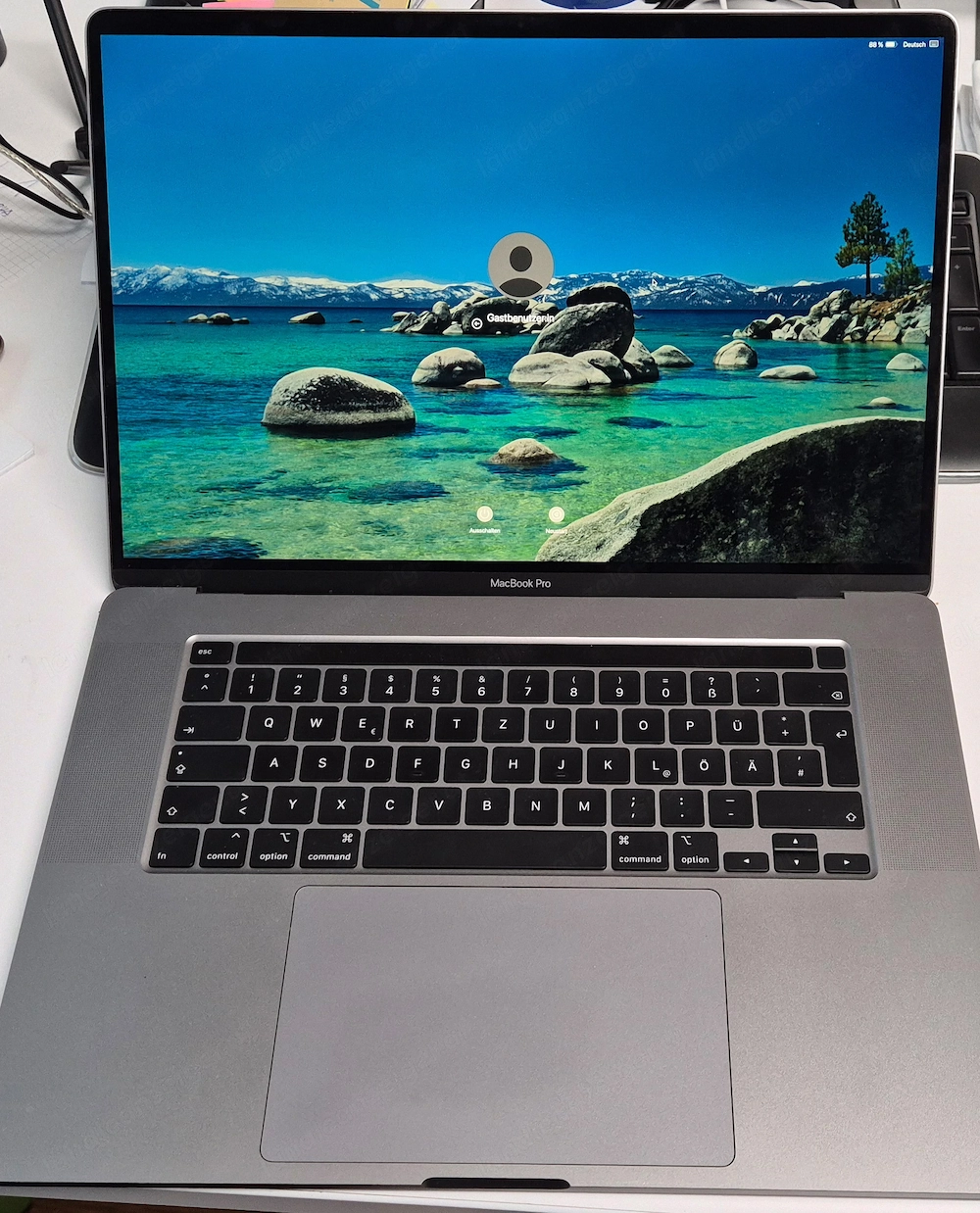 Apple MacBook Pro 16"   i7   16 GB   512 GB SSD   neuwertig   nur 51 Akkuzyklen