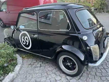 MINI 