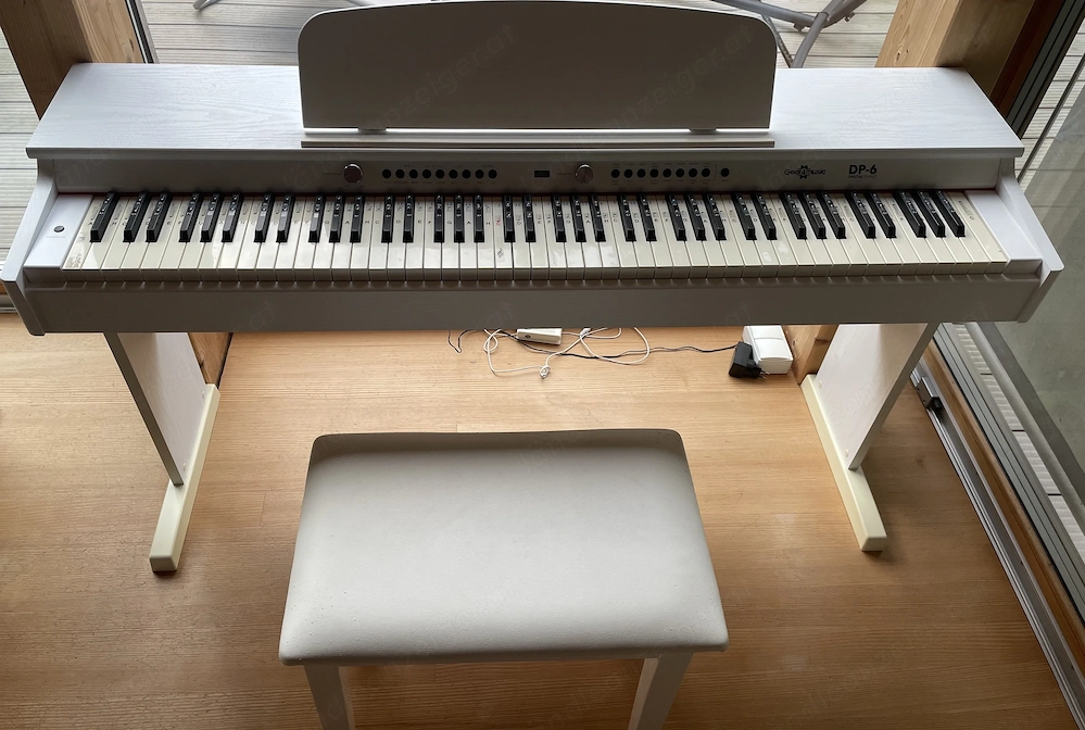 Digital Piano Gear4music DP-6