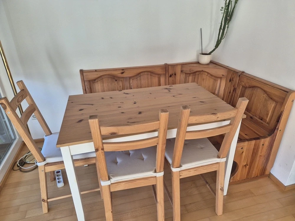 Ikea Esstisch + Stühle