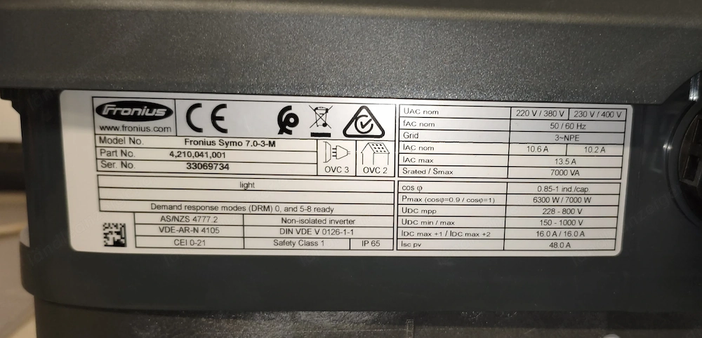 Wechselrichter Fronius Symo 7.0 mit Smartmeter günstig abzugeben