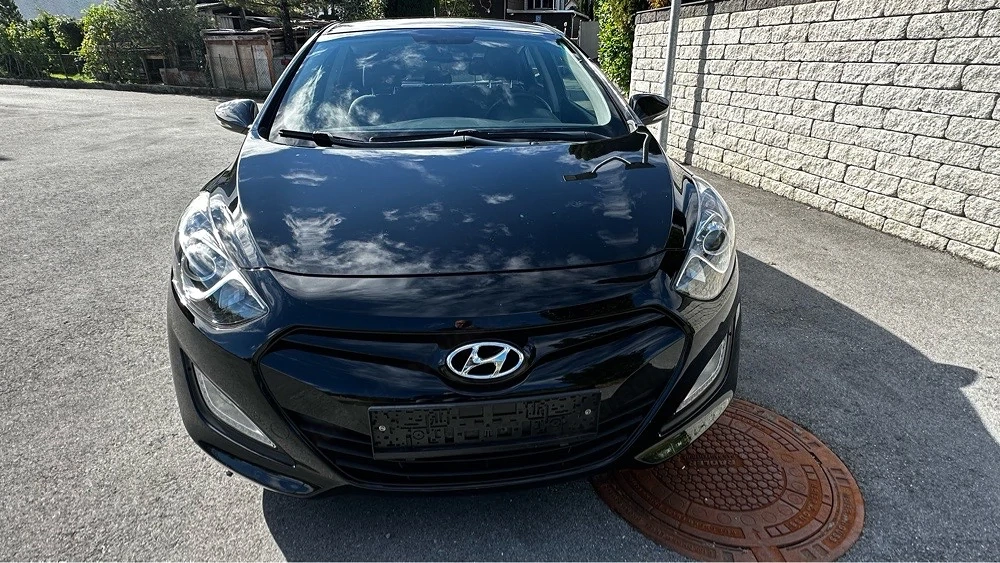 Hyundai i30 1.4crdi Limousine