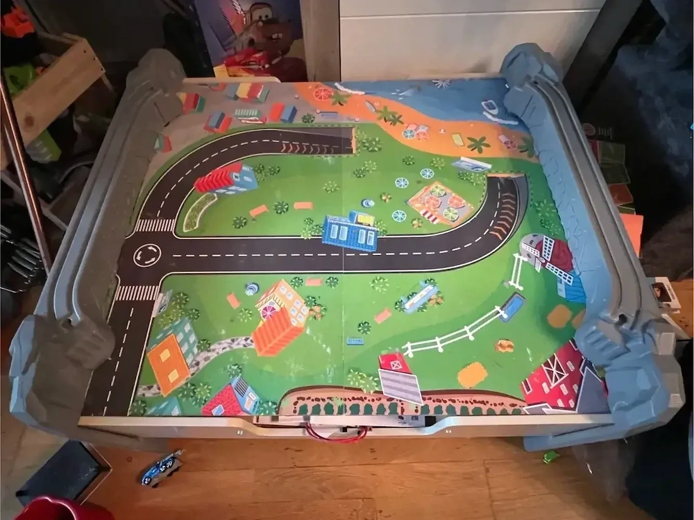 Spieltisch für Kinder