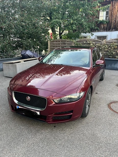 sehr schöner Jaguar XE