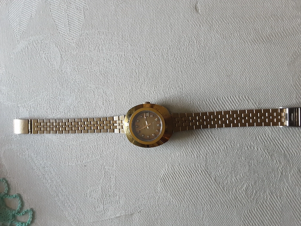 Mechanische Damenuhr von Radon
