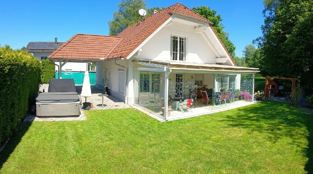 Modernes Einfamilienhaus provisionsfrei, mit Wintergarten, Whirlpool, zentrumsnah in Sackgasse