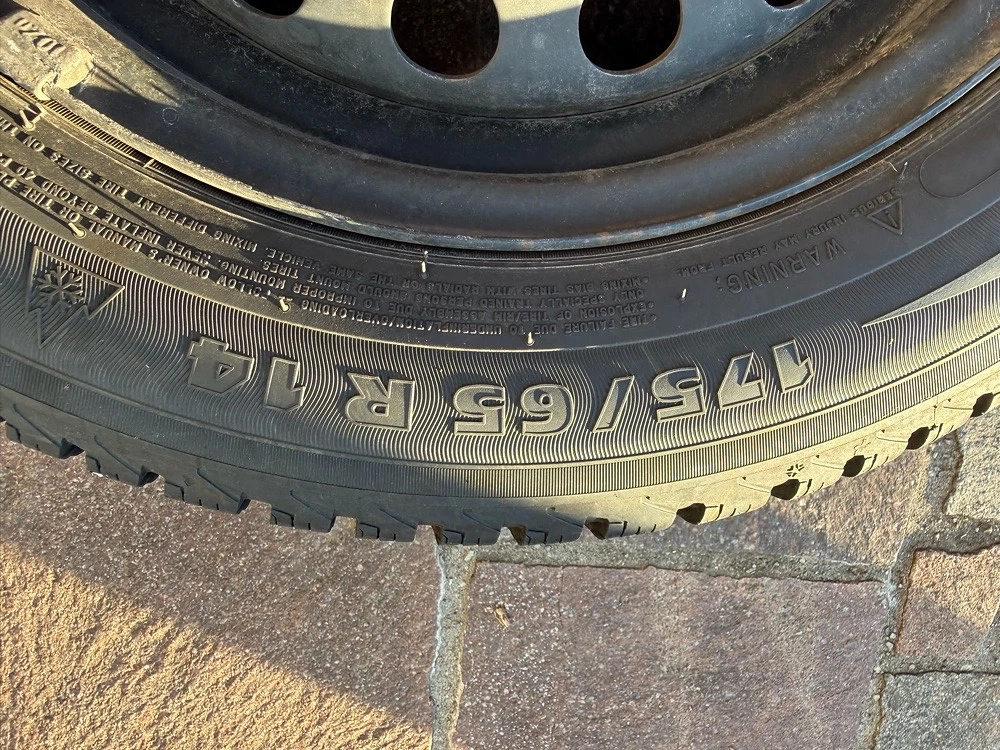 4 Michelin Alpin A4 Winterreifen auf Stahlfelgen   175 65 R14   DOT 2024