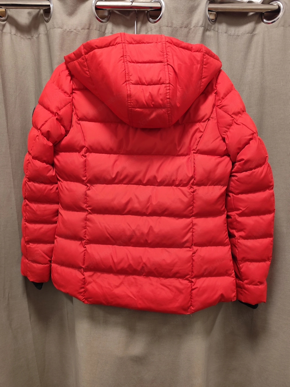 Wunderschöne rote warme Super Natural Winterjacke 