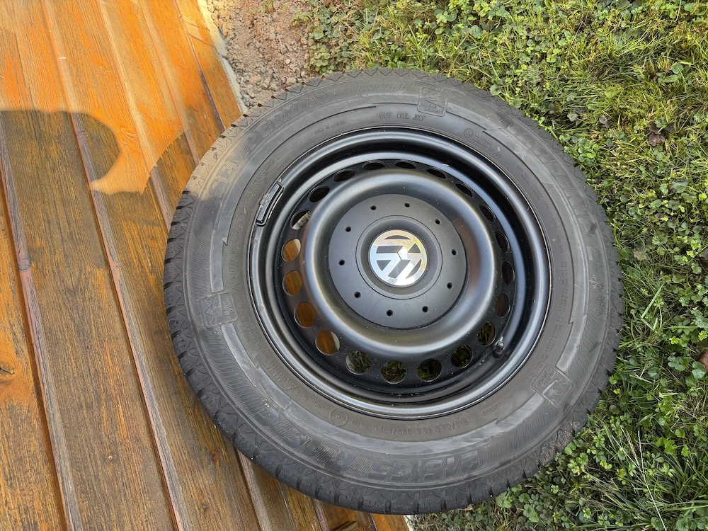 VW T5 Winterreifen mit Felgen 