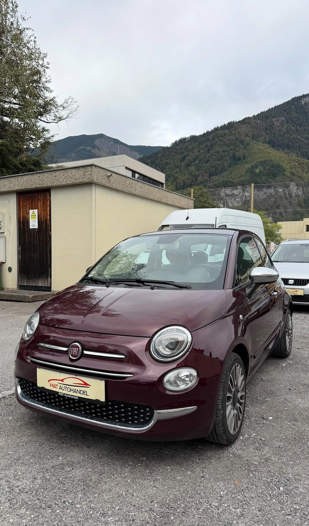 Fiat 500 1,2 Lounge  Panorama Tempomat Apple CarPlay 
