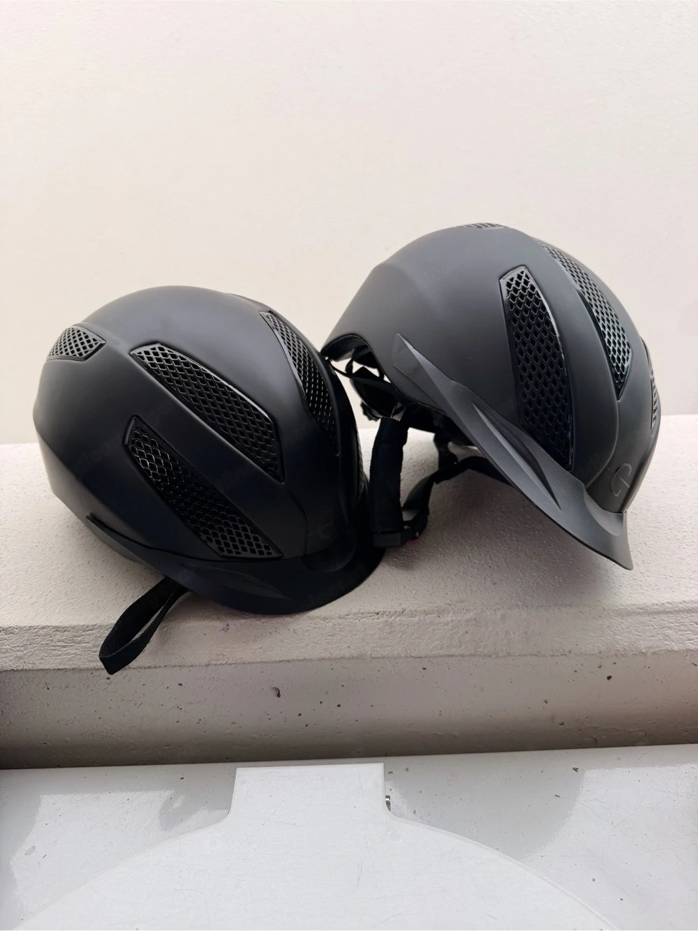 2x Reithelm Covalliero NEU!!!
