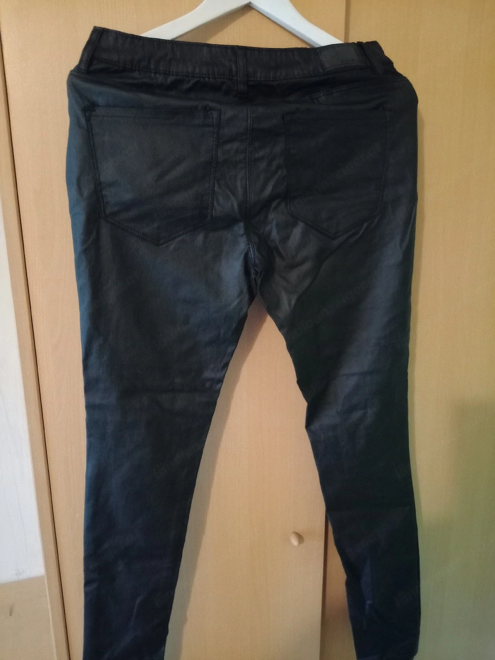 Damen Hose in Leder Optik elastisch 