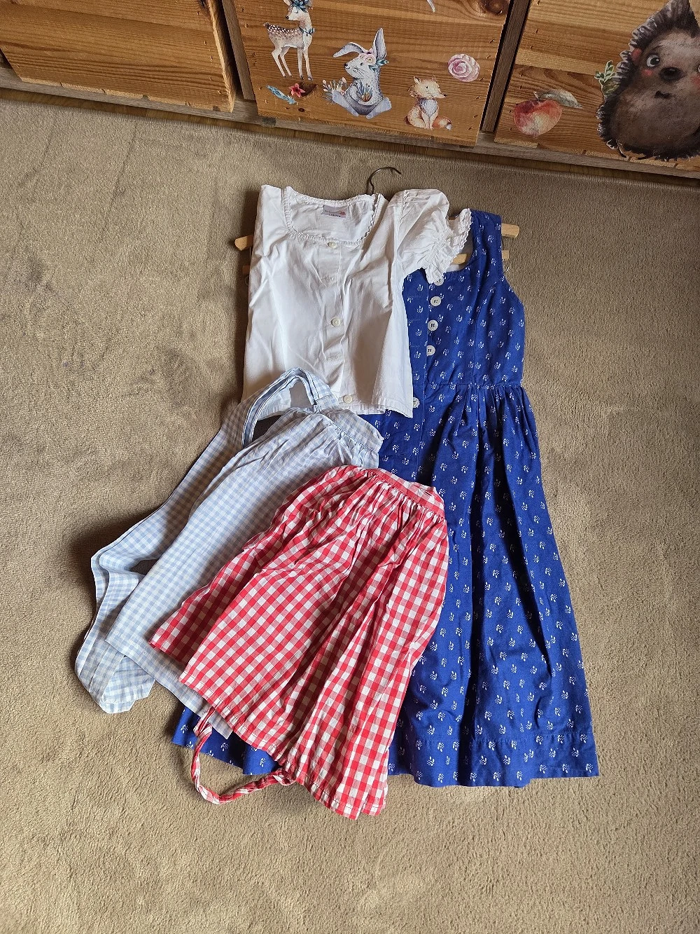 dirndl mädchen