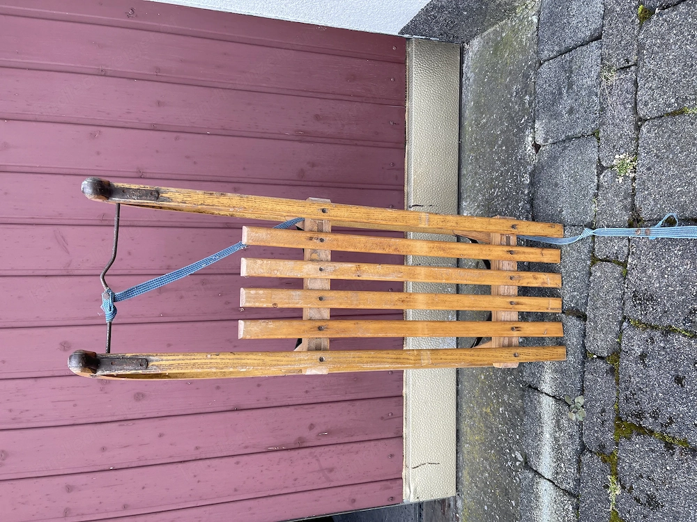 Holzrodel   Holzschlitten