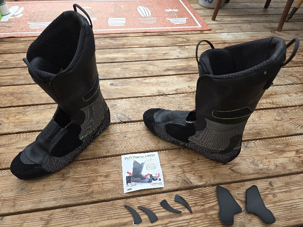 Snowboard Hartschalenschuh