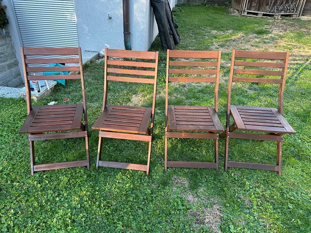 Gartentisch + Stühle