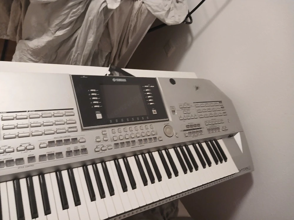 Yamaha Tyros 2