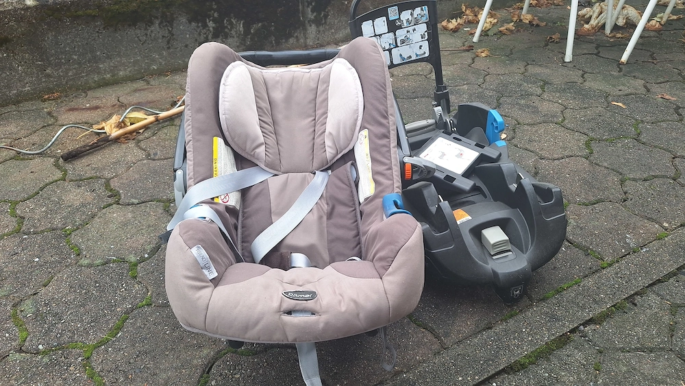 Kindersitz fürs Auto
