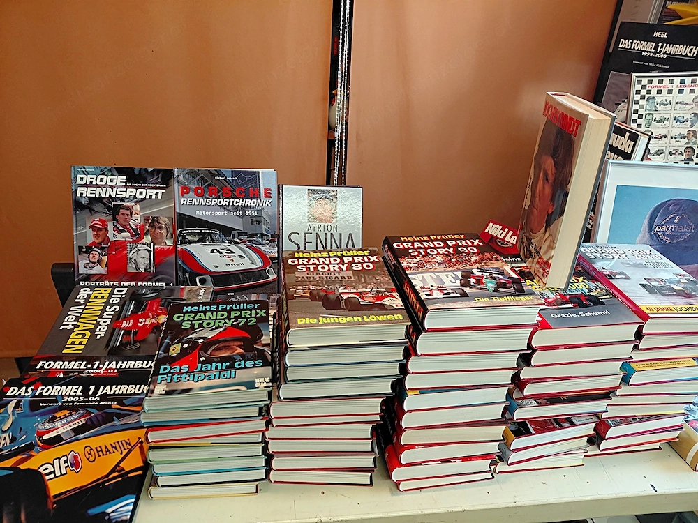 F1 Bücher Sammlung ein MUSS für Fans und Sammler. 