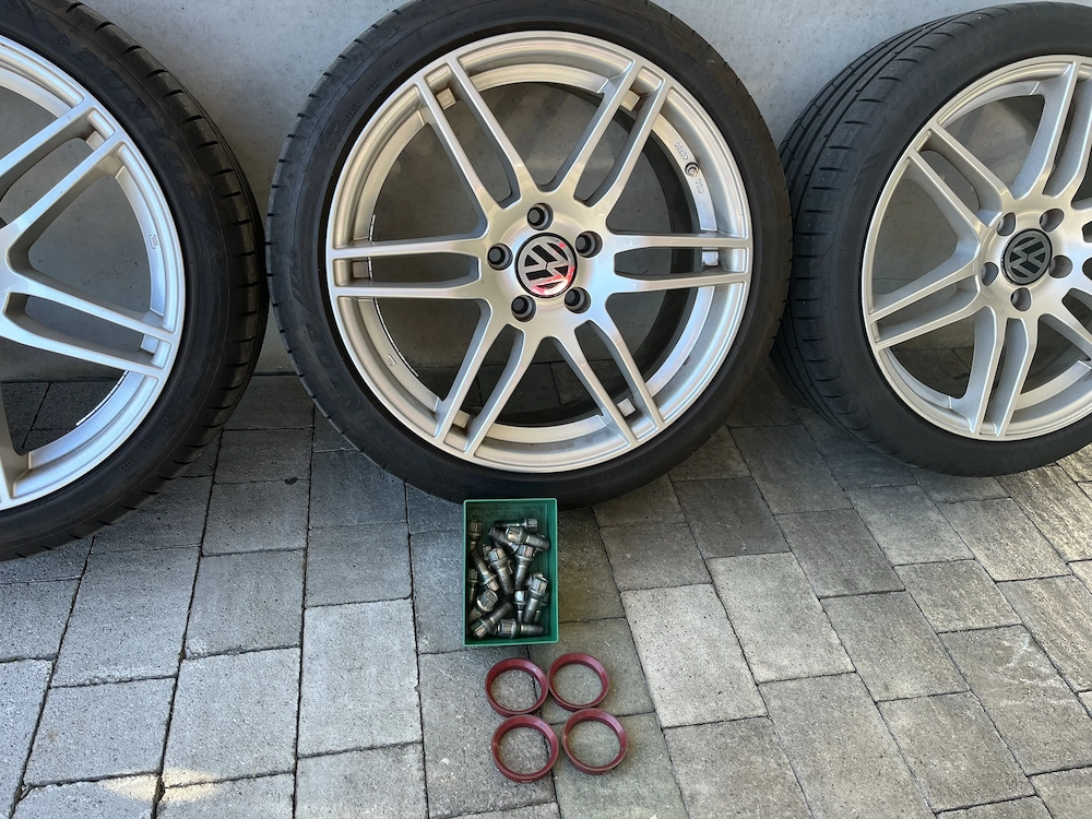 VW Passat, Golf, Skoda, Felgen 18  mit Sommerreifen 