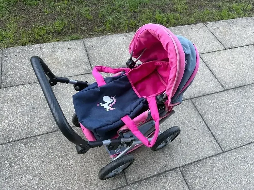 Puppen-Kinderwagen