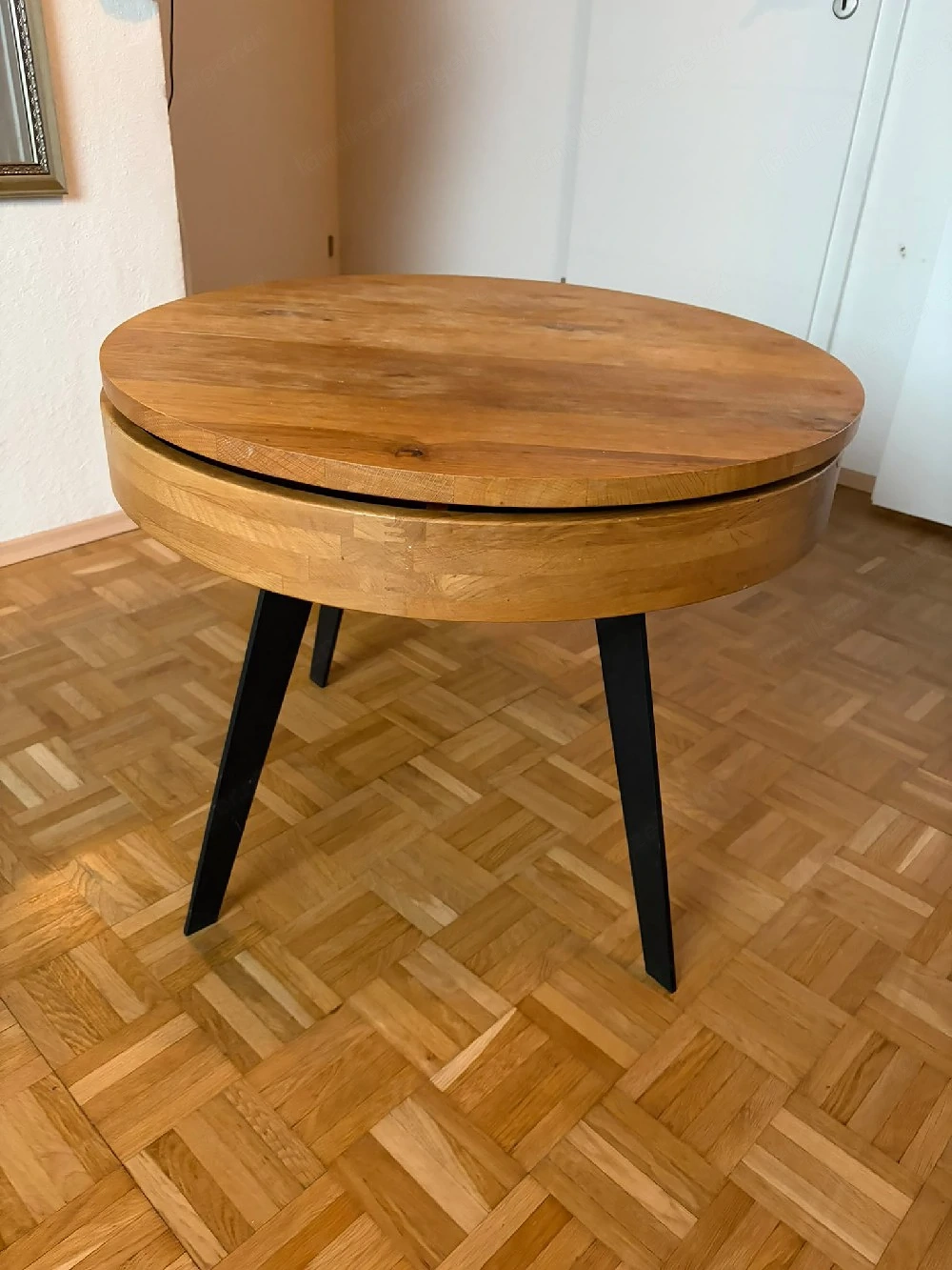 kleiner vollholztisch zu verkaufen