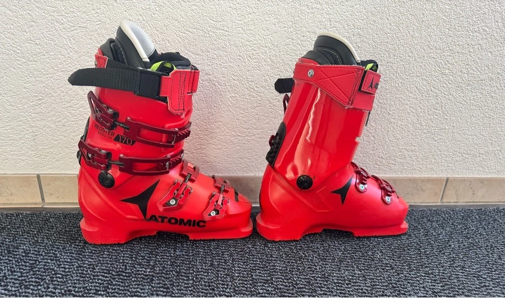 Skischuhe 