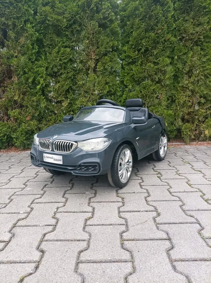 Kinderauto 