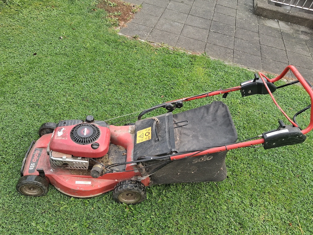 Rasenmäher zu verschenken 