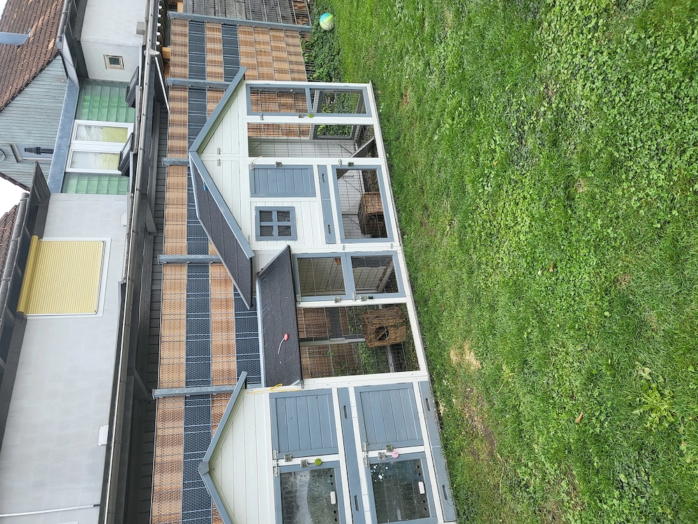 Kleintierstall neuwertig 