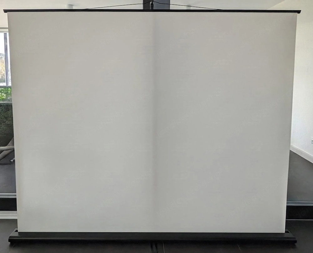 Beamer-Leinwand mit Ständer, Projektor Leinwand 100 Zoll 16:9, tragbar, Ultrakurzdistanz-Projektion 