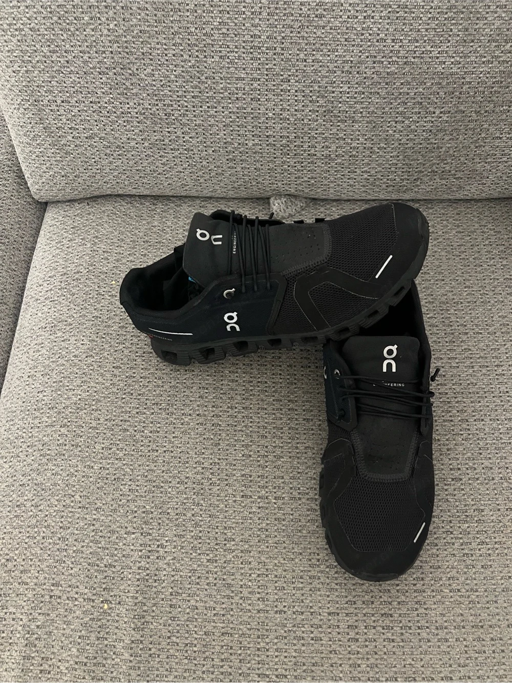 On CLOUD 6 Warerproof Schuhe Training