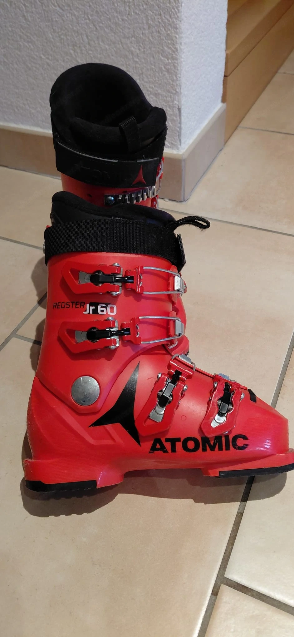 Atomic Kinderschischuh