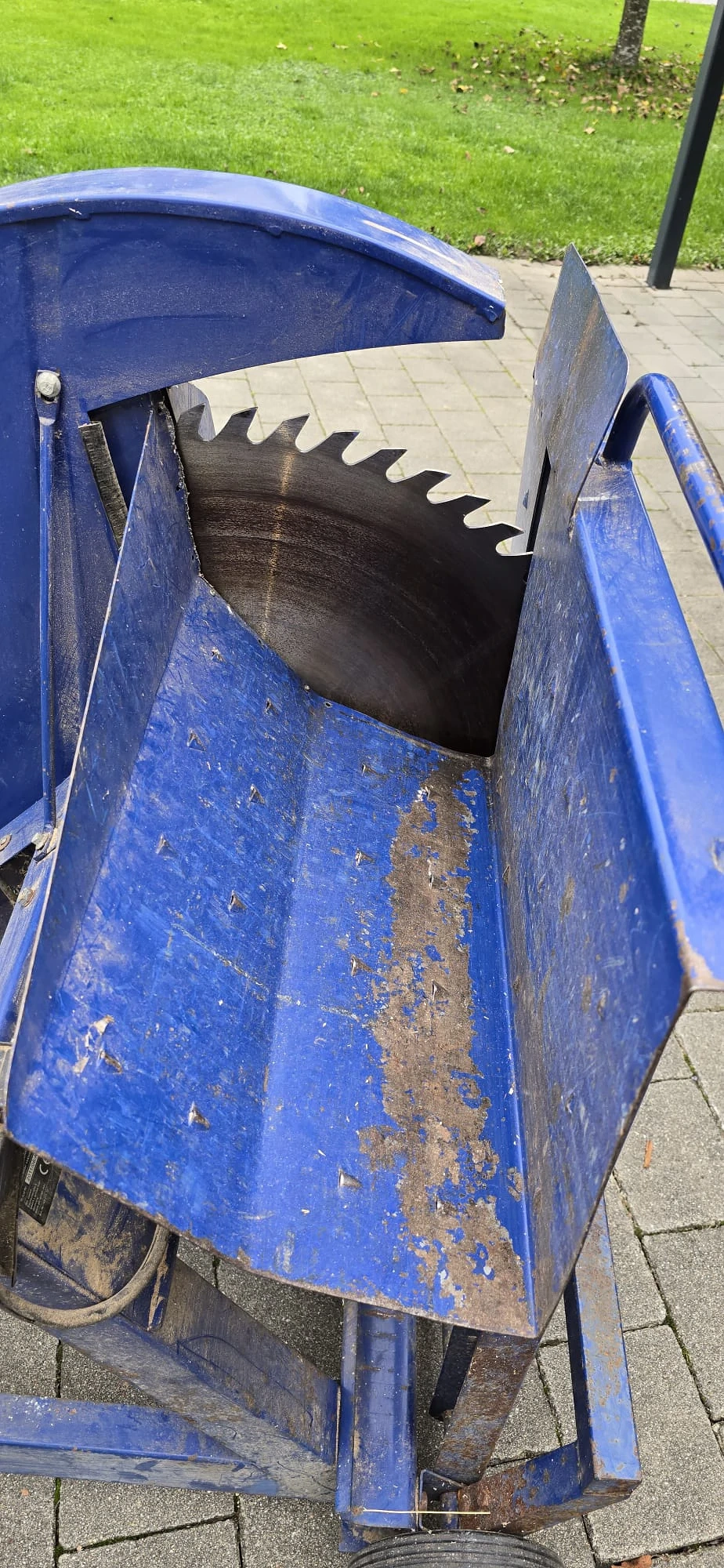 Einhell Brennholz-Wippsäge BT-LC 700 1 D gebraucht