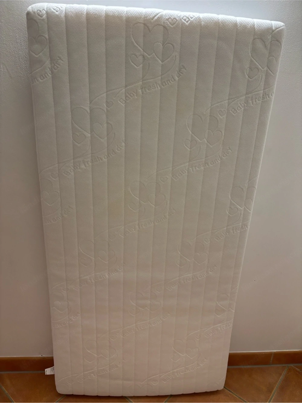 Baby-Matratze 140   70 cm inkl. 2 Spannbettlaken