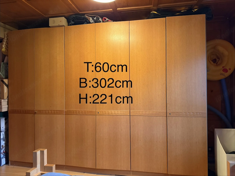Schrank zu Verschenken
