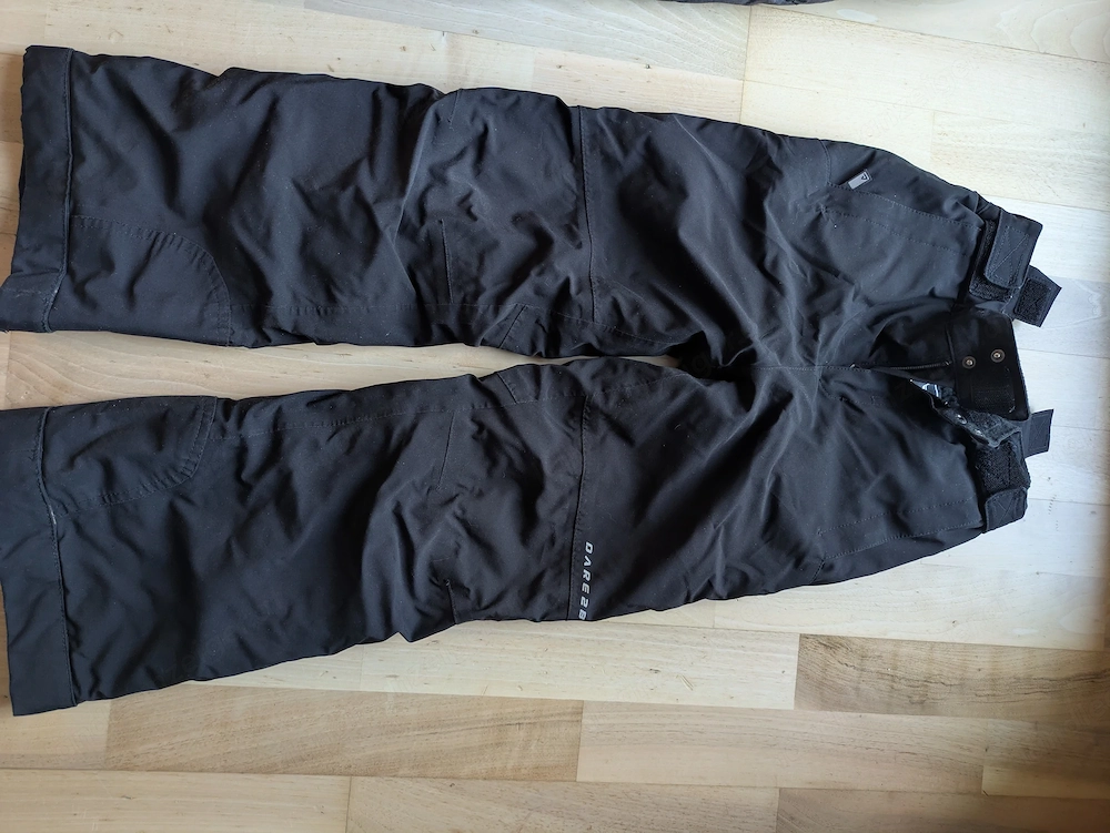 Skihosen Gr. 140 dunkel