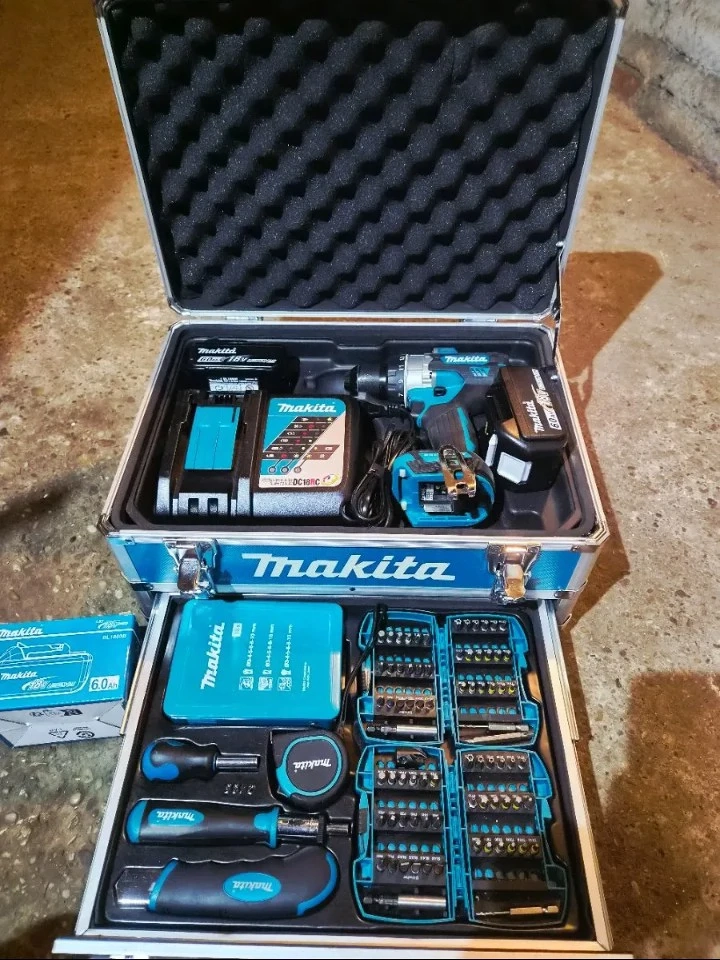 Makita und die Schrauben 