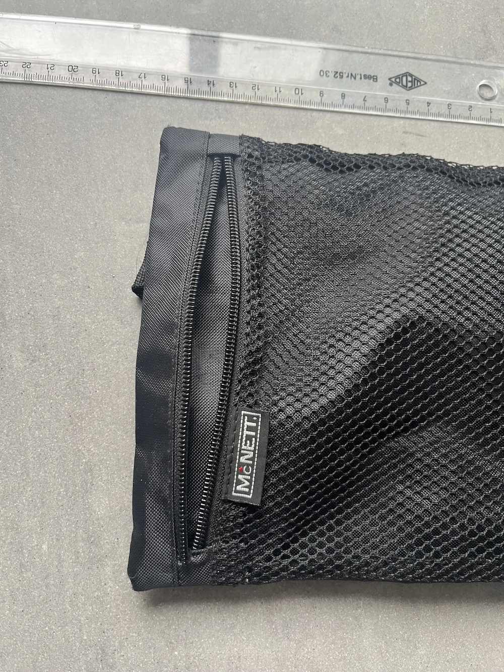 McNett Outgo Outdoor Netztasche Packbeutel schwarz