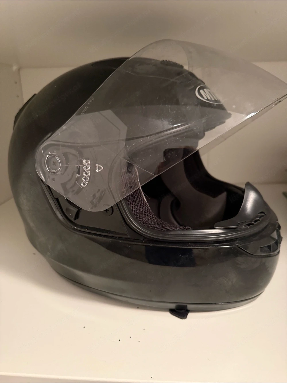 verkaufe gut erhaltenen Helm