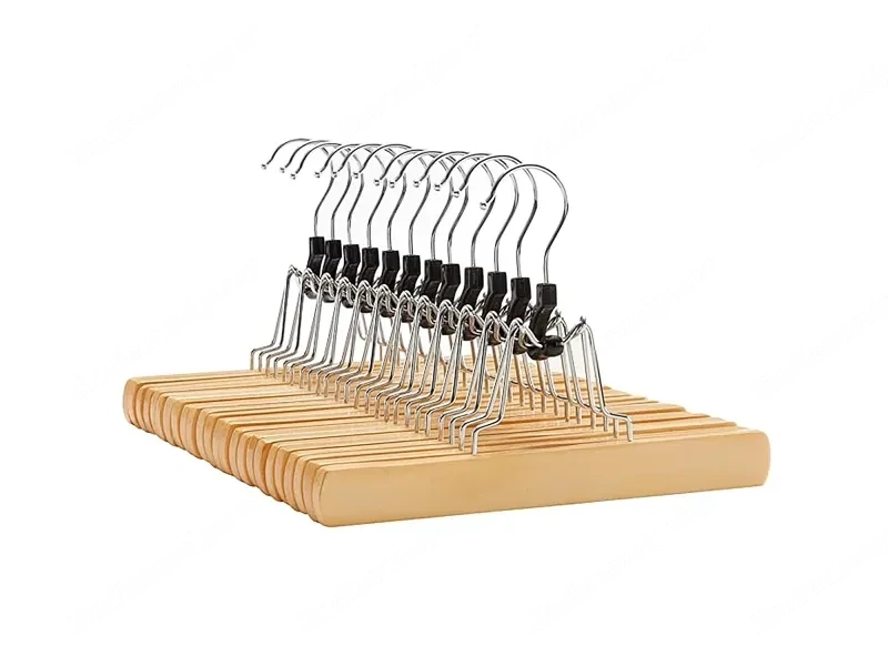 Kleiderbügel und Hosenspanner