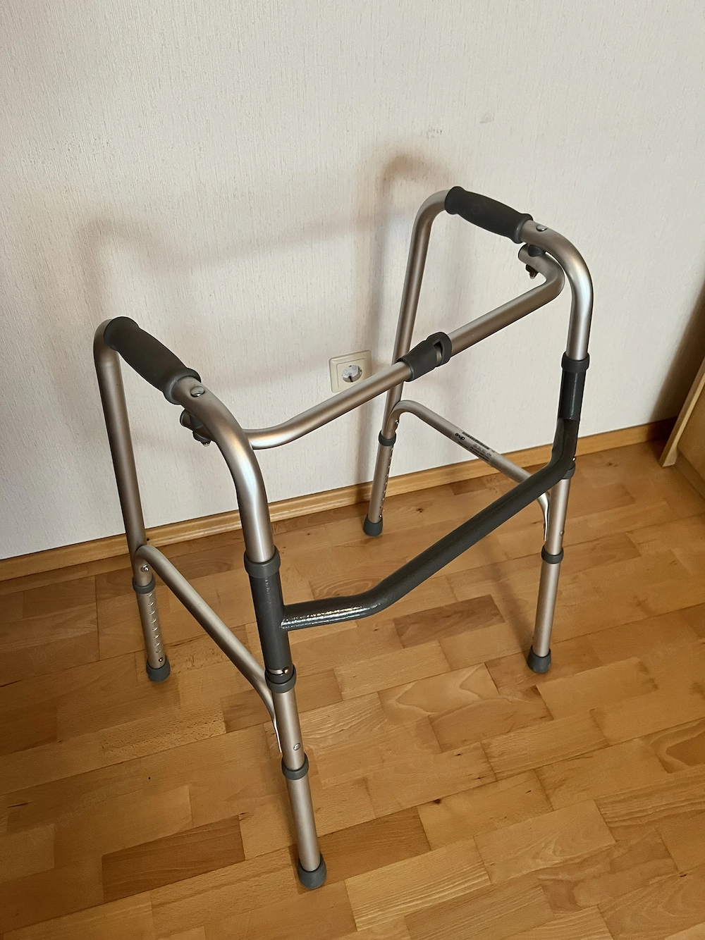 Gehbock Gehhilfe