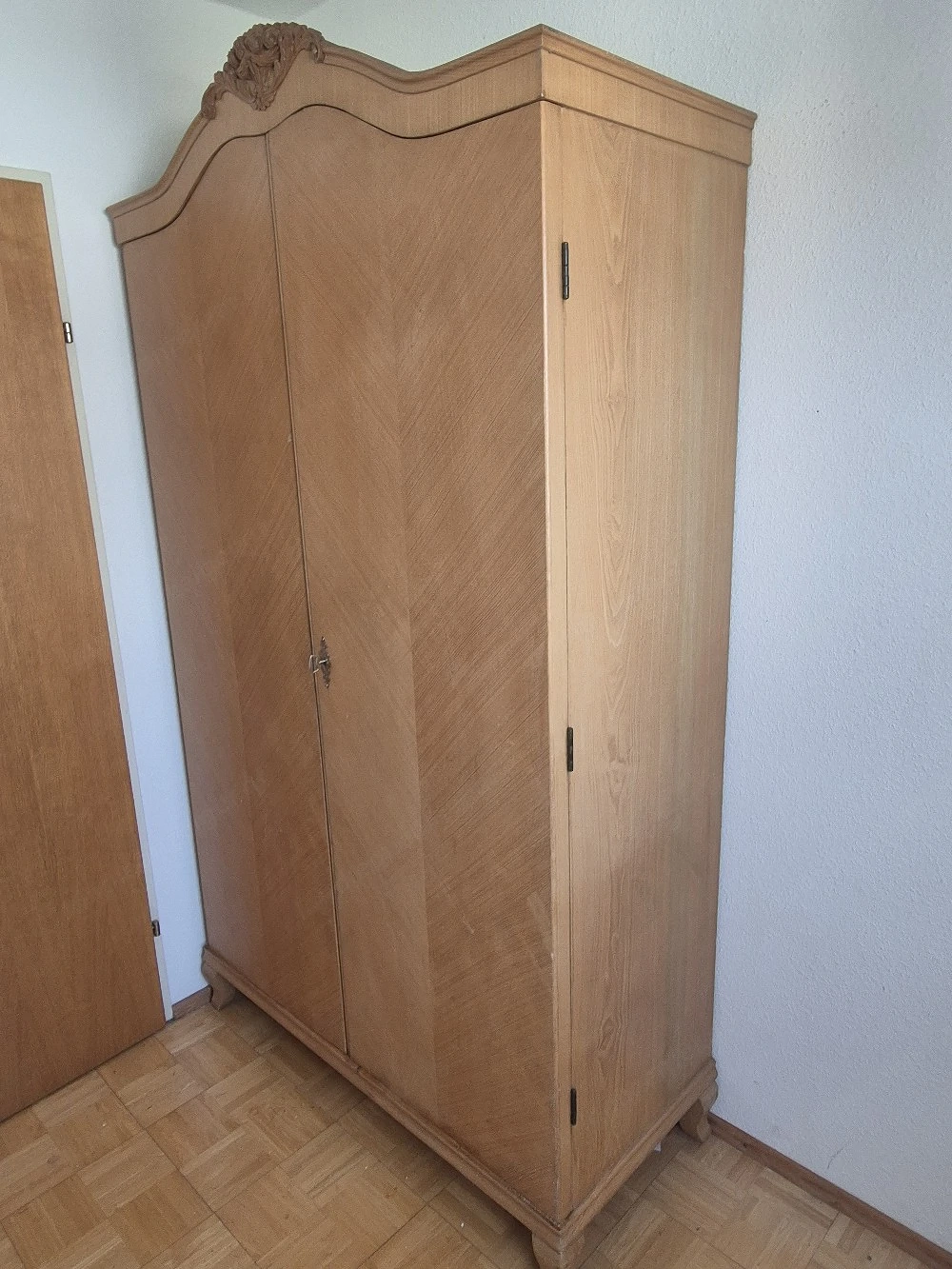 kleiderschrank vollholz